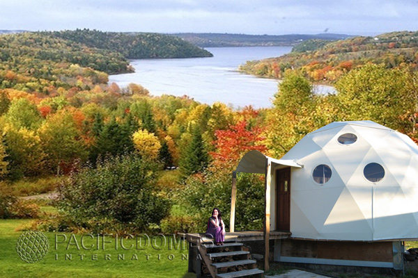 RIDGEBACK LODGE, CANADA